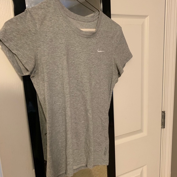 Nike T-shirt - Picture 1 of 1